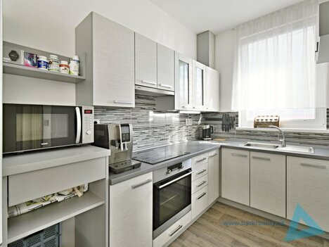 Prodej bytu 2+kk, 39 m², samostatný vstup, předzahrádka, Vrchlabí – Horská