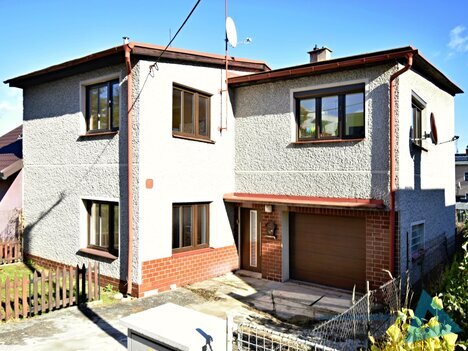 Prodej prostorného rodinného domu v klidné části Nové Paky – ulice Blahoslavova