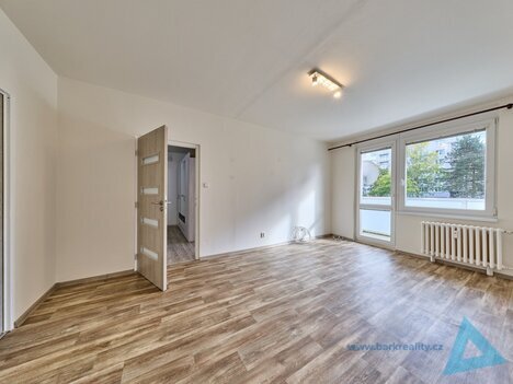 Prodej bytu 4+1 s lodžií, 77 m² – Nová Paka, okr. Jičín.