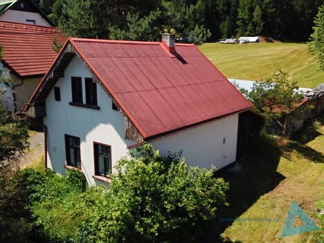 Prodej rodinného domu s pozemkem v obci Čistá u Horek